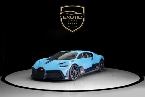 2021 بوجاتي ديفو in dubai