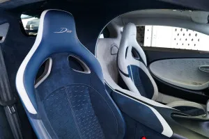 2021 بوجاتي ديفو