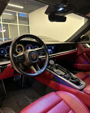 2021 بورش 911 كاريرا