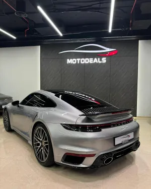 2021 بورش 911 كاريرا