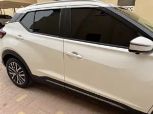 2023 Nissan KICKS