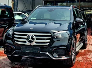 2025 Mercedes-Benz GLS in dubai
