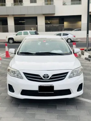 2013 تويوتا كورولا in dubai