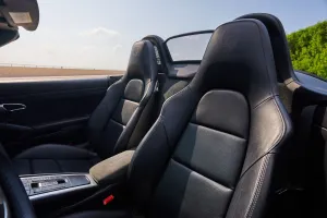 2022 بورش بوكستر