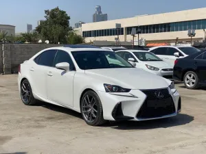 2017 Lexus IS