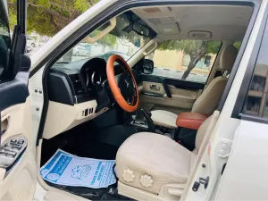 2012 Mitsubishi Pajero
