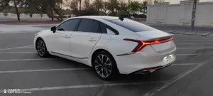2022 Kia K8