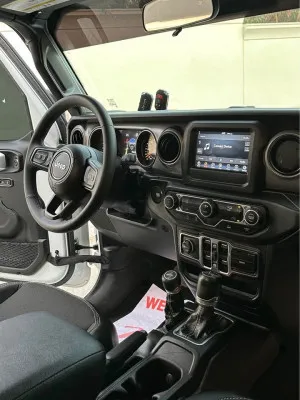 2023 Jeep Gladiator