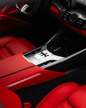 2025 Ferrari Purosangue