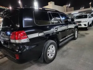 2010 Toyota Land Cruiser