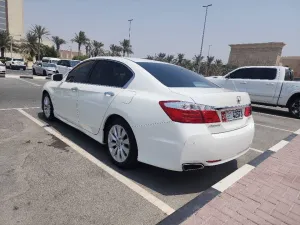 2015 هوندا أكورد