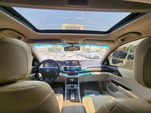 2015 هوندا أكورد