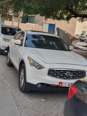 2011 Infiniti FX35 in dubai