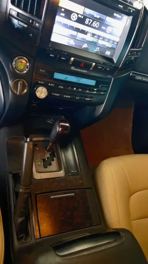 2011 Toyota Land Cruiser
