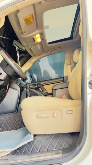 2011 Toyota Land Cruiser