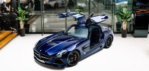 2014 Mercedes-Benz SLS in dubai