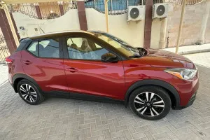 2020 Nissan KICKS