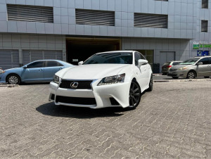 2015 Lexus GS in dubai