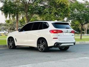 2020 بي أم دابليو اكس - 5