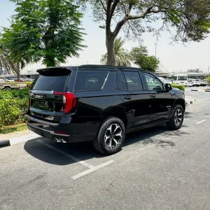 2025 GMC Yukon