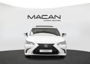 2023 Lexus ES