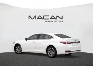 2023 Lexus ES