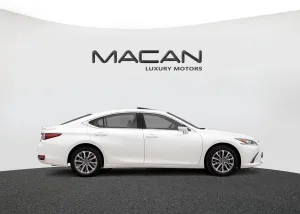 2023 Lexus ES