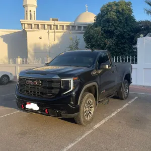 2022 GMC Sierra in dubai