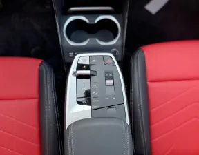 2024 بي أم دابليو اي اكس - 1