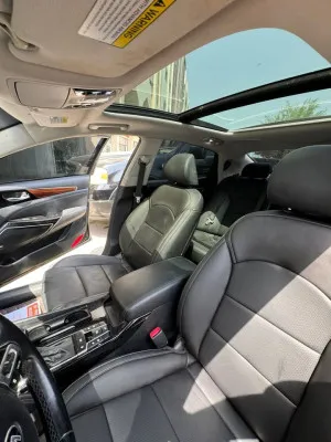 2017 Kia Cadenza