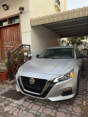 2019 Nissan Altima in dubai