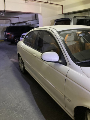 2008 Jaguar X-Type in dubai