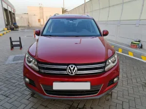 2016 فولجس فاجن تيغوان in dubai