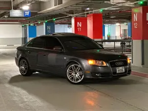 2006 اودي آي ٤