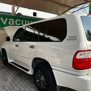 1999 Lexus LX 470