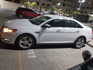 2014 Ford Taurus