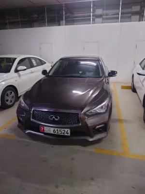 2017 Infiniti Q50 in dubai