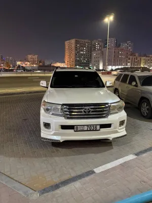 2010 Toyota Land Cruiser in dubai