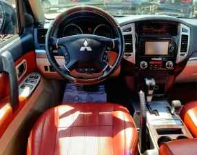2016 Mitsubishi Pajero