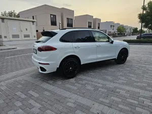 2017 بورش كاين