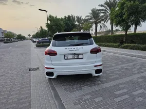 2017 بورش كاين