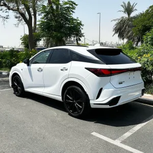 2023 لكزس ار اكس ٥٠٠