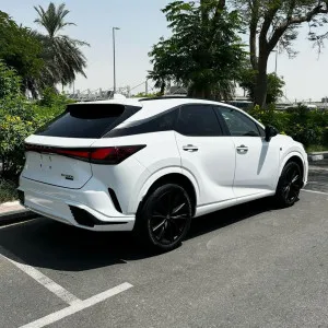 2023 لكزس ار اكس ٥٠٠