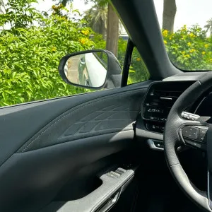 2023 لكزس ار اكس ٥٠٠