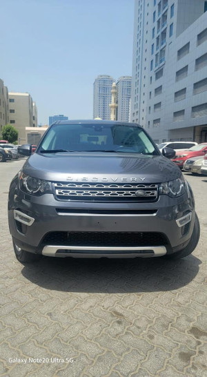 2017 Land Rover Discovery Sport in dubai