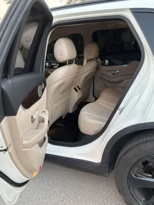 2017 Mercedes-Benz GLC