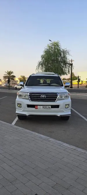 2008 Toyota Land Cruiser in dubai