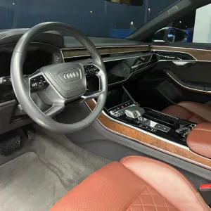 2021 اودي آي ٨