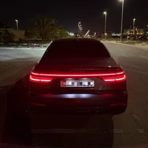 2021 اودي آي ٨