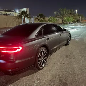 2021 اودي آي ٨
